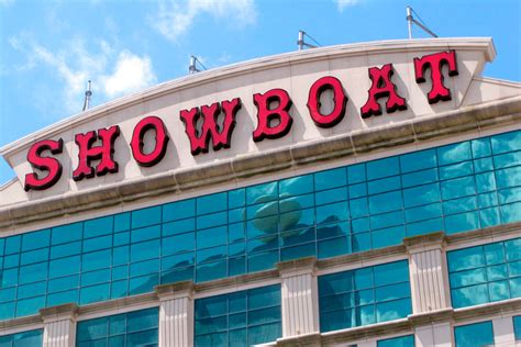 Take Your Magic Act to New Heights with Showboat Magic Com